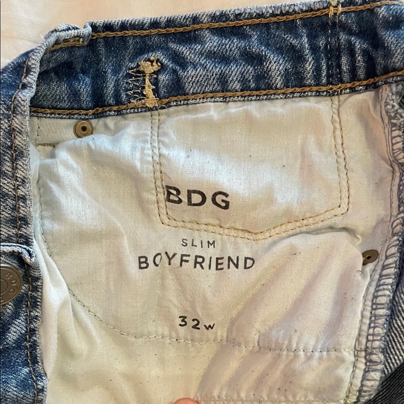 BDG Distressed Blue Boyfriend Jeans - Picture 8 of 10